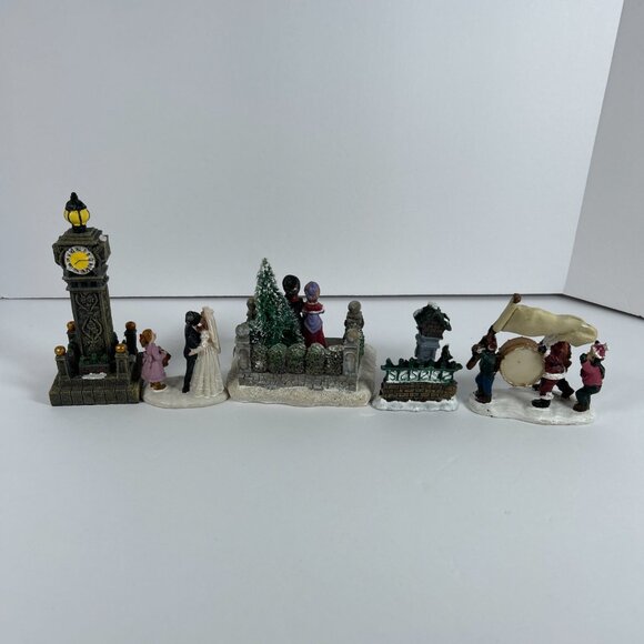 Lot Of 5 Christmas Village Figures Carolers Clock Tower Santa Parade Wedding - Picture 9 of 13